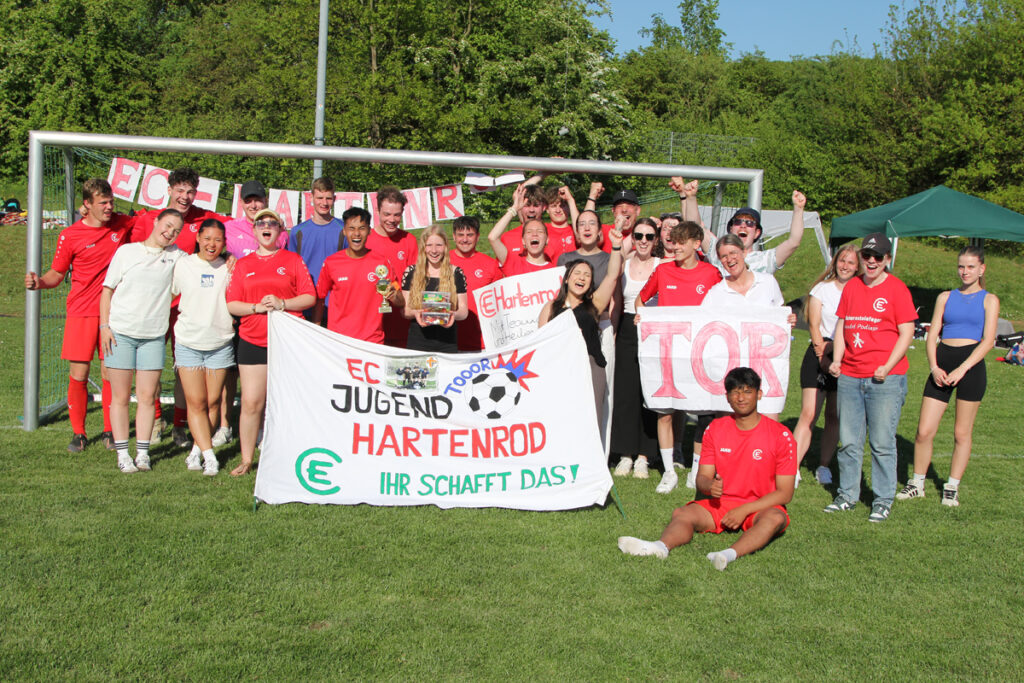 Landesfußballmeister 2025 Platz 2 und Fanpokal: EC Hartenrod